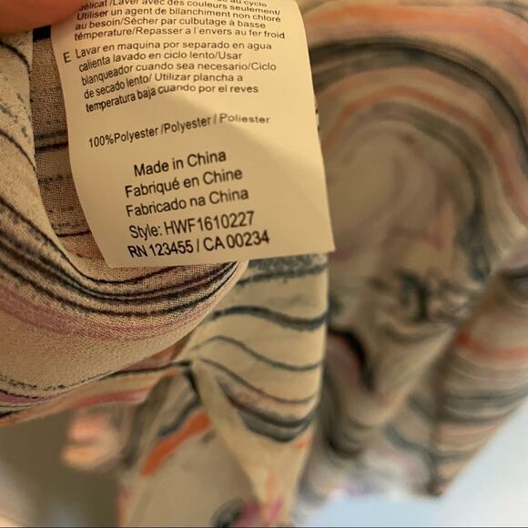 Halston Marbled Print Sheer Button Up Blouse XL - Picture 8 of 12